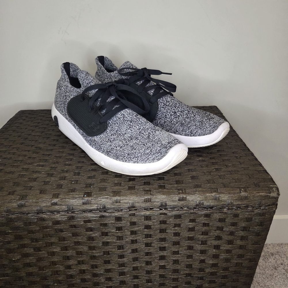 Under Armour Gray Athletic Shoes